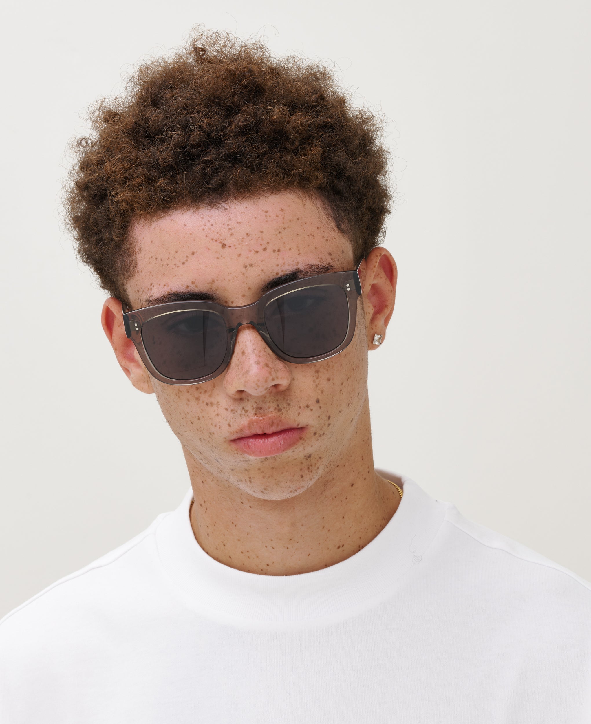 Liv solbrille - Transparent Grey